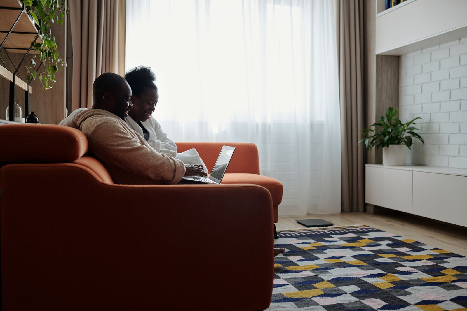 Managing the smart home from anywhere